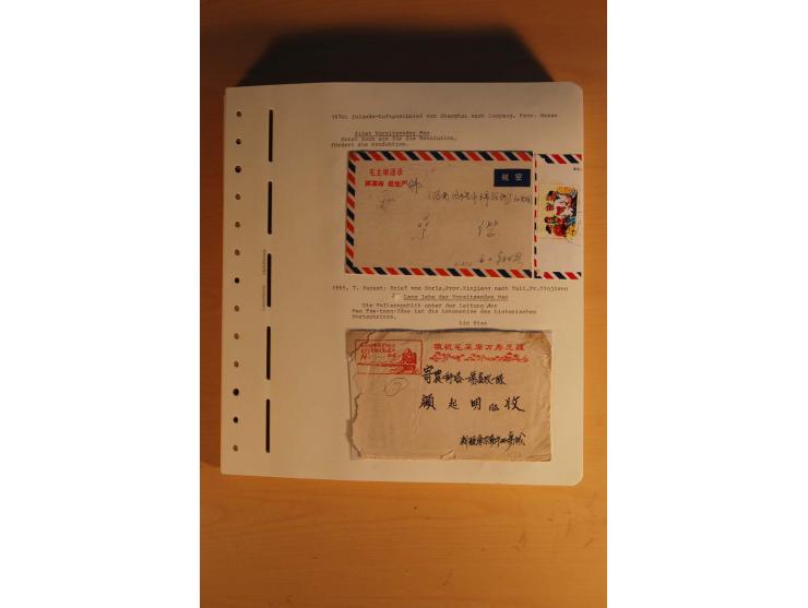 1963/76 (ca.), Sammlung mit rd. 170 Briefen, Formularen u.a. mit Mao-Zitaten, Liedern etc. aus der Zeit der Kulturrevolution;