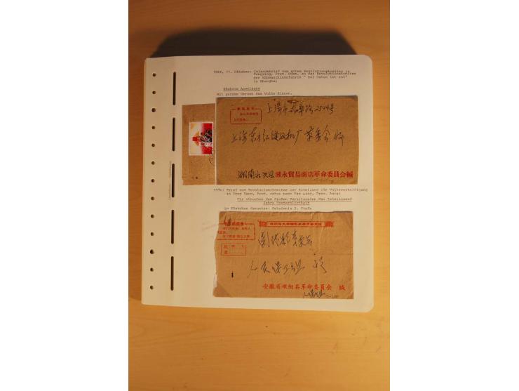 1963/76 (ca.), Sammlung mit rd. 170 Briefen, Formularen u.a. mit Mao-Zitaten, Liedern etc. aus der Zeit der Kulturrevolution;