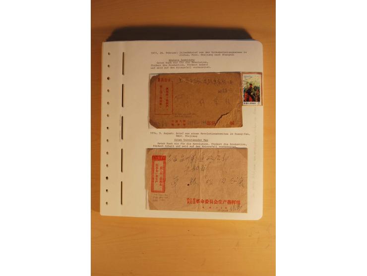1963/76 (ca.), Sammlung mit rd. 170 Briefen, Formularen u.a. mit Mao-Zitaten, Liedern etc. aus der Zeit der Kulturrevolution;