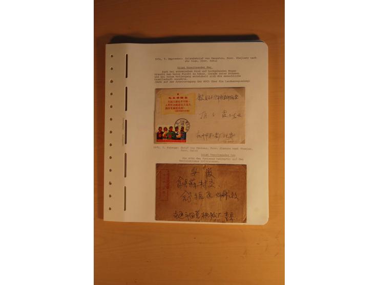 1963/76 (ca.), Sammlung mit rd. 170 Briefen, Formularen u.a. mit Mao-Zitaten, Liedern etc. aus der Zeit der Kulturrevolution;