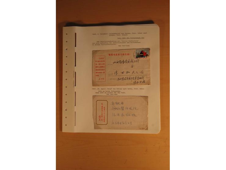 1963/76 (ca.), Sammlung mit rd. 170 Briefen, Formularen u.a. mit Mao-Zitaten, Liedern etc. aus der Zeit der Kulturrevolution;