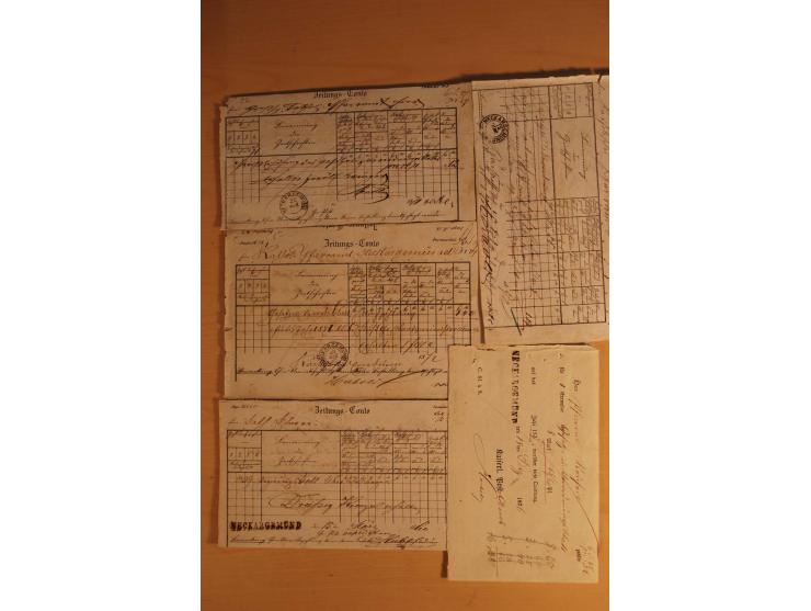 NECKARGEMÜND: 1840/1930 (ca.), nicht aufgezogene Heimatsammlung mit viel Material, dabei Postscheine, viele frankierte Baden-