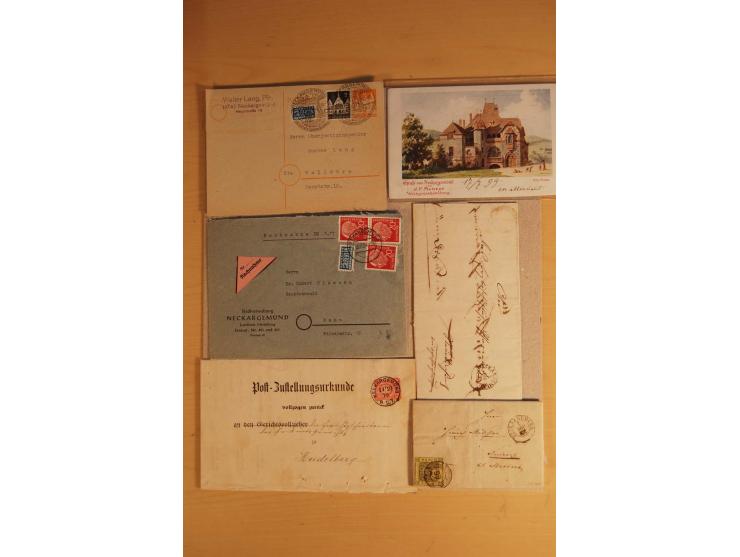 NECKARGEMÜND: 1840/1930 (ca.), nicht aufgezogene Heimatsammlung mit viel Material, dabei Postscheine, viele frankierte Baden-