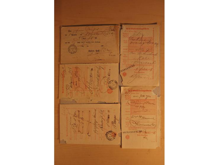 NECKARGEMÜND: 1840/1930 (ca.), nicht aufgezogene Heimatsammlung mit viel Material, dabei Postscheine, viele frankierte Baden-