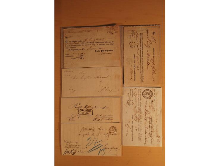 NECKARGEMÜND: 1840/1930 (ca.), nicht aufgezogene Heimatsammlung mit viel Material, dabei Postscheine, viele frankierte Baden-