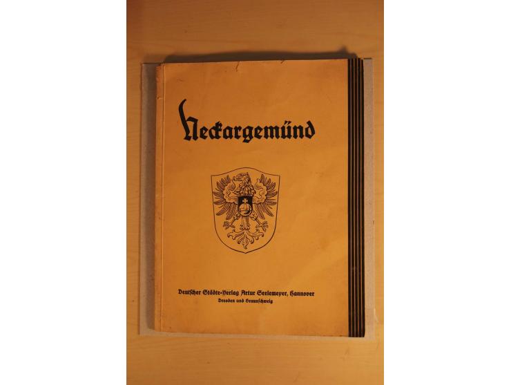 NECKARGEMÜND: 1840/1930 (ca.), nicht aufgezogene Heimatsammlung mit viel Material, dabei Postscheine, viele frankierte Baden-