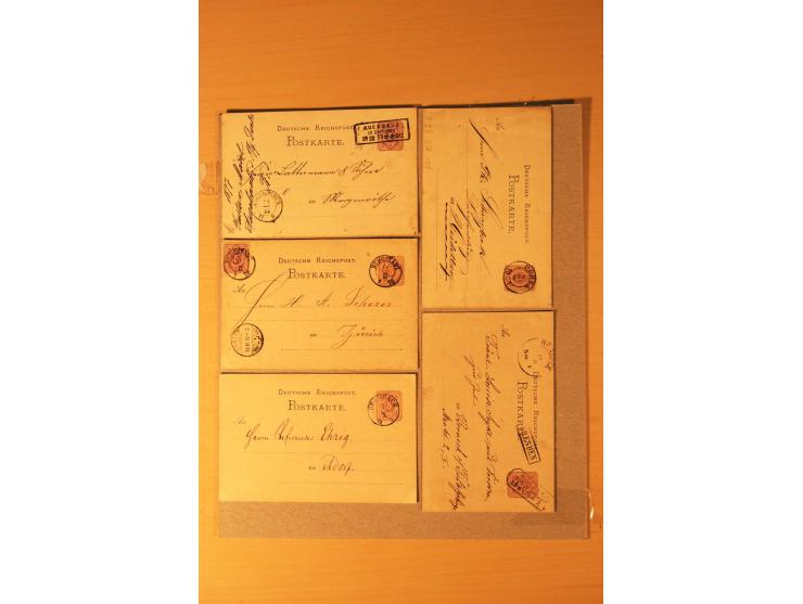 1872/95 (ca.), rd. 215 DR-Ganzsachen mit nachverwendeten Sachsenstempeln; sehr saubere Erhaltung; Aufstellung vorhanden