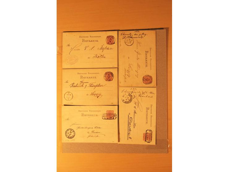 1872/95 (ca.), rd. 215 DR-Ganzsachen mit nachverwendeten Sachsenstempeln; sehr saubere Erhaltung; Aufstellung vorhanden