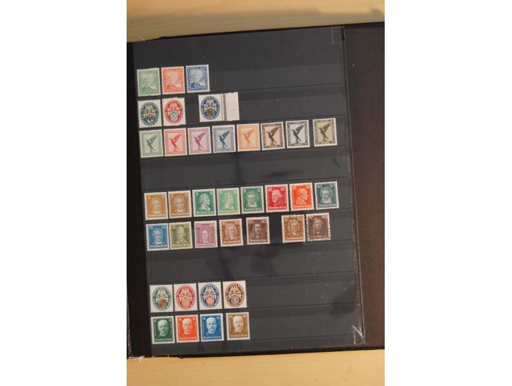 1872/1940, anfangs gestempelte später zunehmend ungebrauchte/postfrische Sammlung mit einer Vielzahl an besseren Werten dabei