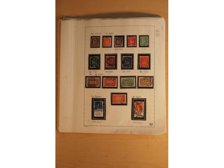 1872/1932, ungebrauchte und gestempelte Sammlung mit vielen besseren Werten dabei Mi.-Nr. 24 und 28 gestempelt, je mit Fotoa