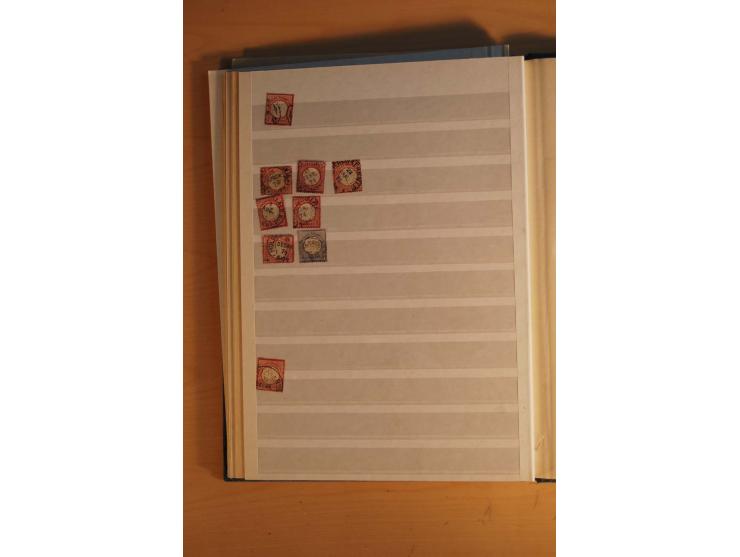 HUFEISENSTEMPEL: 1865/80 (ca.), sehr reichhaltige Sammlung auf losen Marken, Briefstücken und vielen Briefen, Karten, Ganzsac