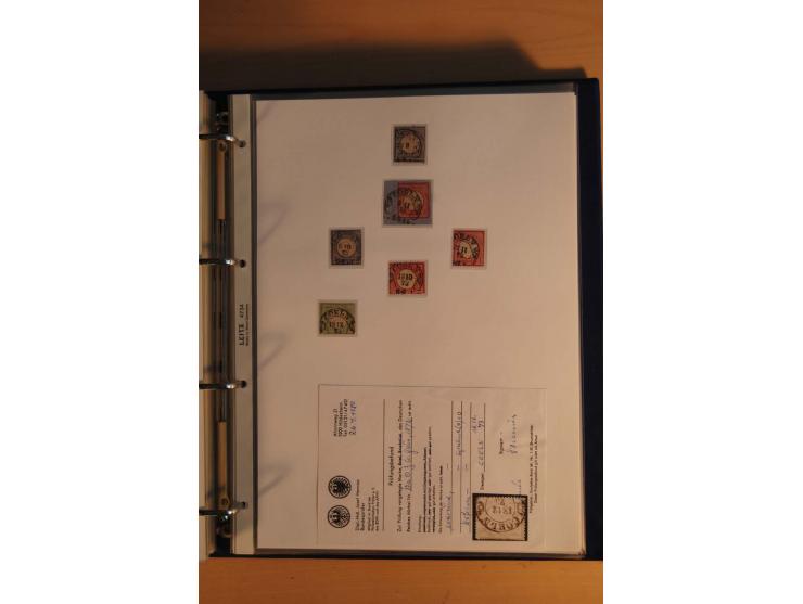 HUFEISENSTEMPEL: 1865/80 (ca.), sehr reichhaltige Sammlung auf losen Marken, Briefstücken und vielen Briefen, Karten, Ganzsac