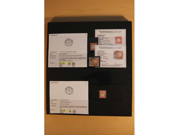 1872/75, Sammlung mit ca. 100 Einzelmarken/Briefstücken und 38 Briefen/Karten, ganz überwiegend auf Brustschilden, dabei viel
