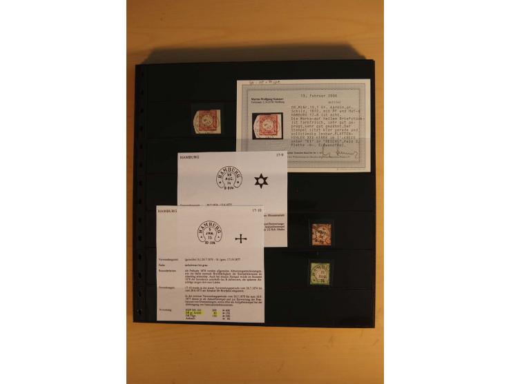 1872/75, Sammlung mit ca. 100 Einzelmarken/Briefstücken und 38 Briefen/Karten, ganz überwiegend auf Brustschilden, dabei viel