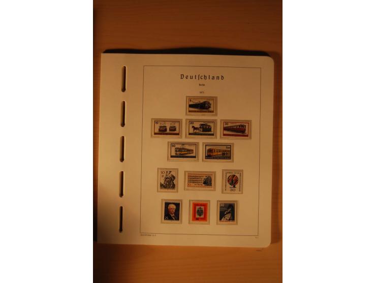 1946/91, ungebrauchte/postfrische und gestempelte Sammlung, dabei Bund und Berlin vielfach mit den frühen Ausgaben, dazu bess