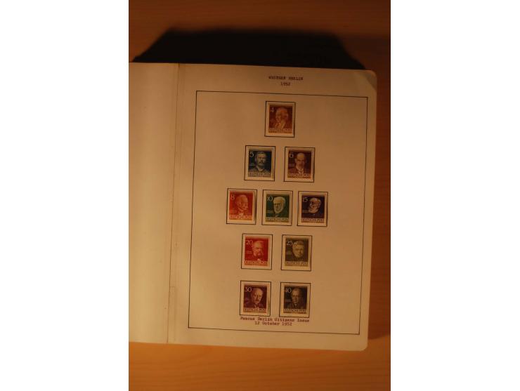 1946/91, ungebrauchte/postfrische und gestempelte Sammlung, dabei Bund und Berlin vielfach mit den frühen Ausgaben, dazu bess
