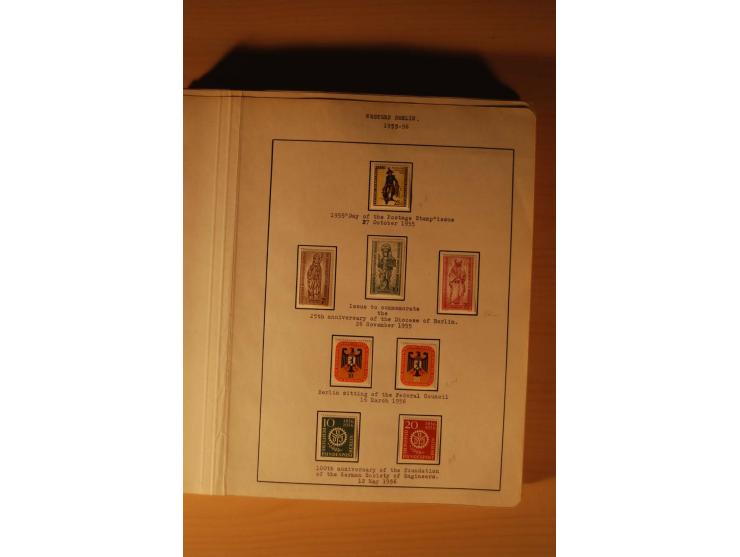 1946/91, ungebrauchte/postfrische und gestempelte Sammlung, dabei Bund und Berlin vielfach mit den frühen Ausgaben, dazu bess