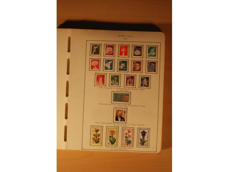 1946/91, ungebrauchte/postfrische und gestempelte Sammlung, dabei Bund und Berlin vielfach mit den frühen Ausgaben, dazu bess