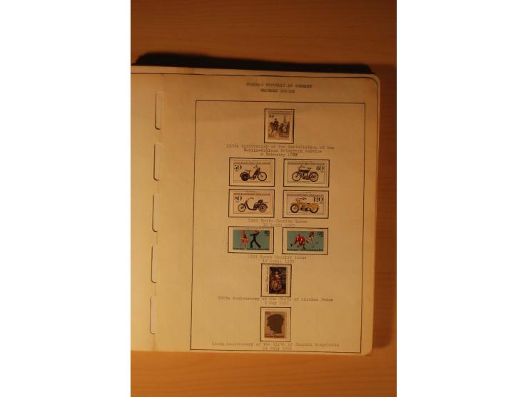 1946/91, ungebrauchte/postfrische und gestempelte Sammlung, dabei Bund und Berlin vielfach mit den frühen Ausgaben, dazu bess