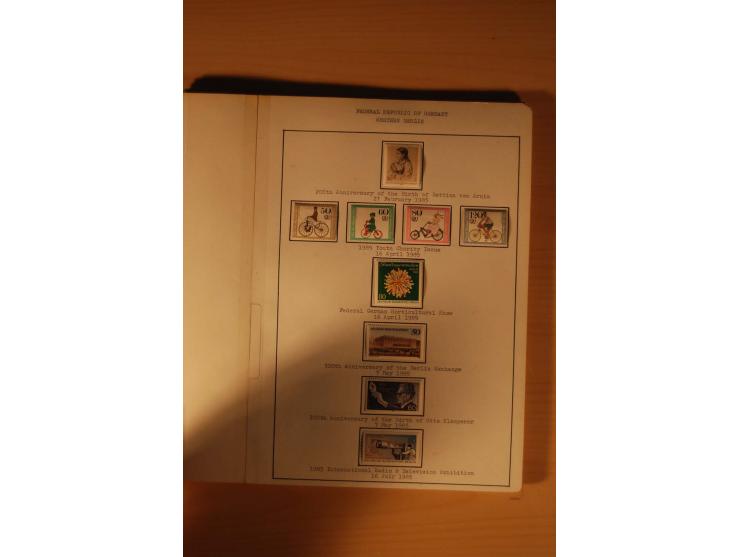 1946/91, ungebrauchte/postfrische und gestempelte Sammlung, dabei Bund und Berlin vielfach mit den frühen Ausgaben, dazu bess