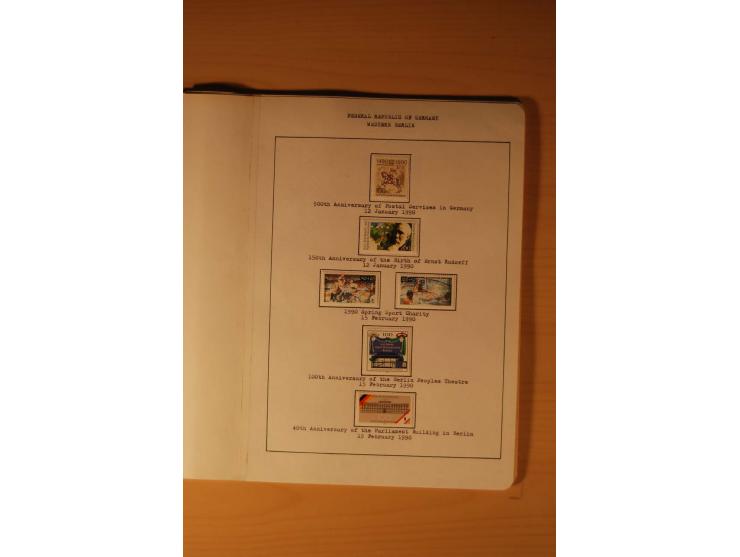 1946/91, ungebrauchte/postfrische und gestempelte Sammlung, dabei Bund und Berlin vielfach mit den frühen Ausgaben, dazu bess