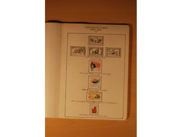 1946/91, ungebrauchte/postfrische und gestempelte Sammlung, dabei Bund und Berlin vielfach mit den frühen Ausgaben, dazu bess