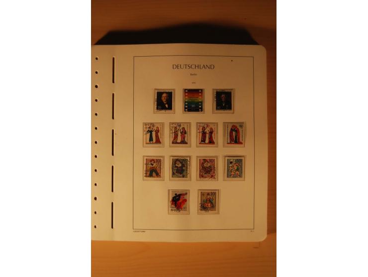 1946/91, ungebrauchte/postfrische und gestempelte Sammlung, dabei Bund und Berlin vielfach mit den frühen Ausgaben, dazu bess