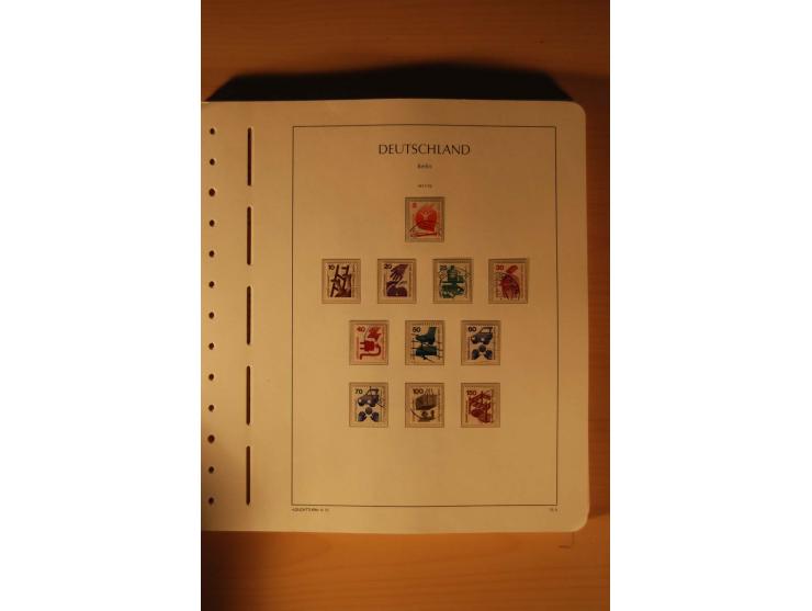 1946/91, ungebrauchte/postfrische und gestempelte Sammlung, dabei Bund und Berlin vielfach mit den frühen Ausgaben, dazu bess