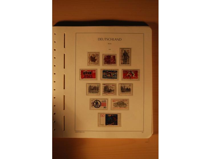 1946/91, ungebrauchte/postfrische und gestempelte Sammlung, dabei Bund und Berlin vielfach mit den frühen Ausgaben, dazu bess