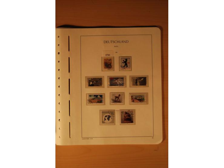 1946/91, ungebrauchte/postfrische und gestempelte Sammlung, dabei Bund und Berlin vielfach mit den frühen Ausgaben, dazu bess