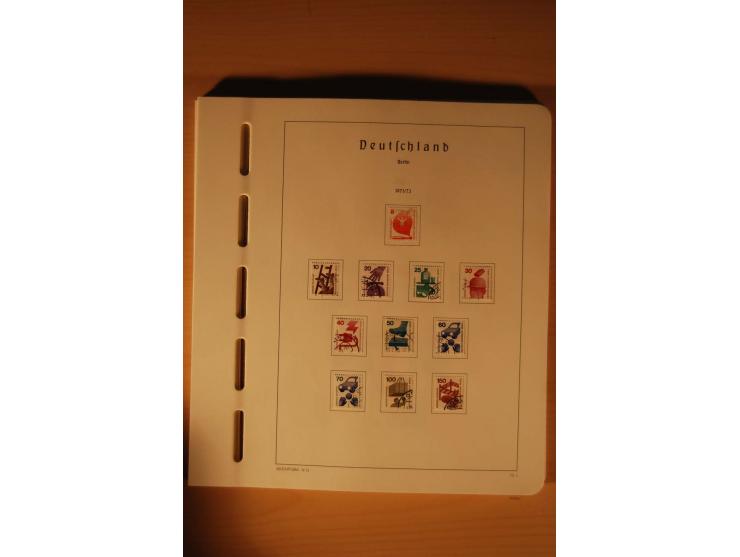1946/91, ungebrauchte/postfrische und gestempelte Sammlung, dabei Bund und Berlin vielfach mit den frühen Ausgaben, dazu bess