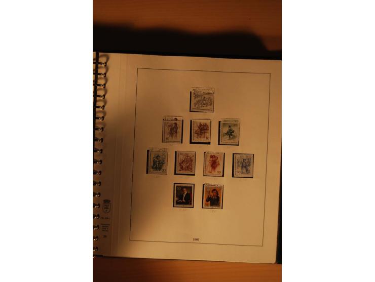 1946/91, ungebrauchte/postfrische und gestempelte Sammlung, dabei Bund und Berlin vielfach mit den frühen Ausgaben, dazu bess