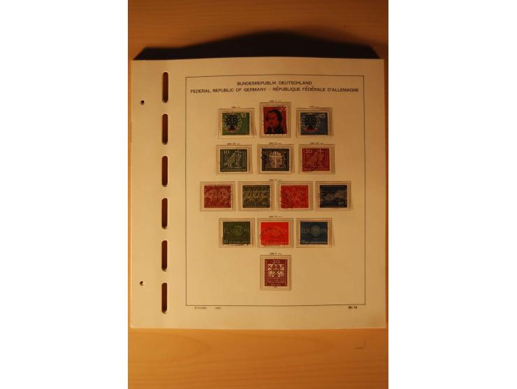 1946/91, ungebrauchte/postfrische und gestempelte Sammlung, dabei Bund und Berlin vielfach mit den frühen Ausgaben, dazu bess