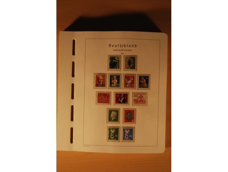 1946/91, ungebrauchte/postfrische und gestempelte Sammlung, dabei Bund und Berlin vielfach mit den frühen Ausgaben, dazu bess