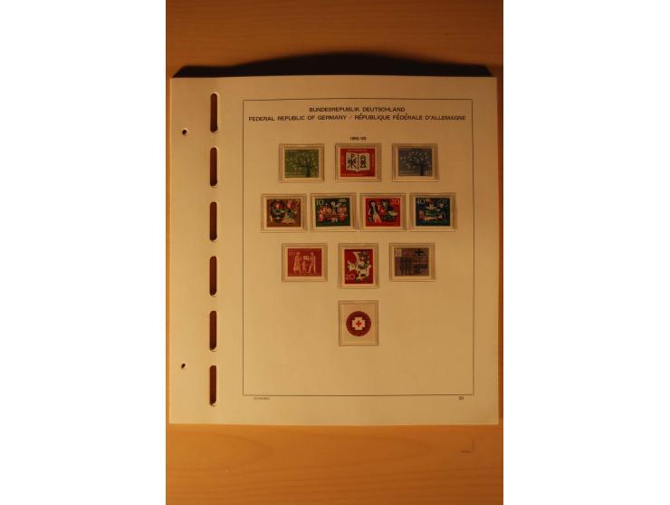 1946/91, ungebrauchte/postfrische und gestempelte Sammlung, dabei Bund und Berlin vielfach mit den frühen Ausgaben, dazu bess