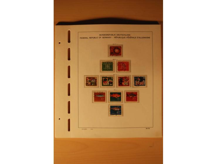 1946/91, ungebrauchte/postfrische und gestempelte Sammlung, dabei Bund und Berlin vielfach mit den frühen Ausgaben, dazu bess