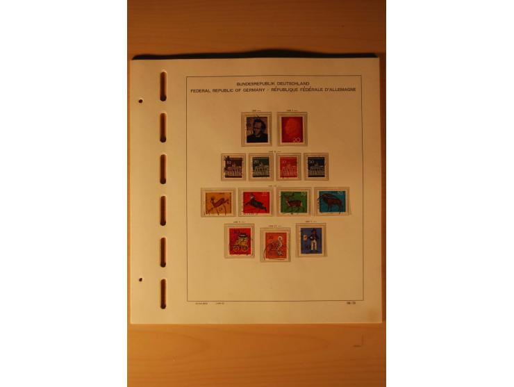 1946/91, ungebrauchte/postfrische und gestempelte Sammlung, dabei Bund und Berlin vielfach mit den frühen Ausgaben, dazu bess