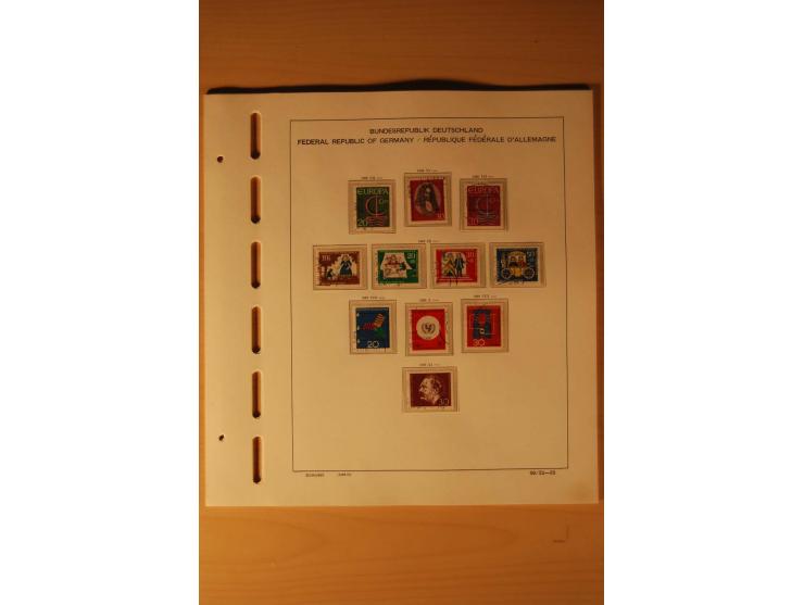 1946/91, ungebrauchte/postfrische und gestempelte Sammlung, dabei Bund und Berlin vielfach mit den frühen Ausgaben, dazu bess