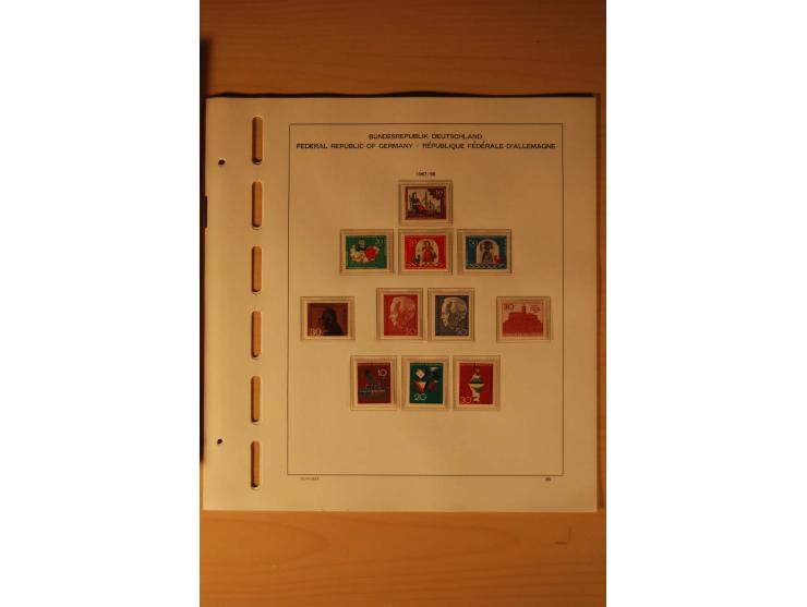 1946/91, ungebrauchte/postfrische und gestempelte Sammlung, dabei Bund und Berlin vielfach mit den frühen Ausgaben, dazu bess