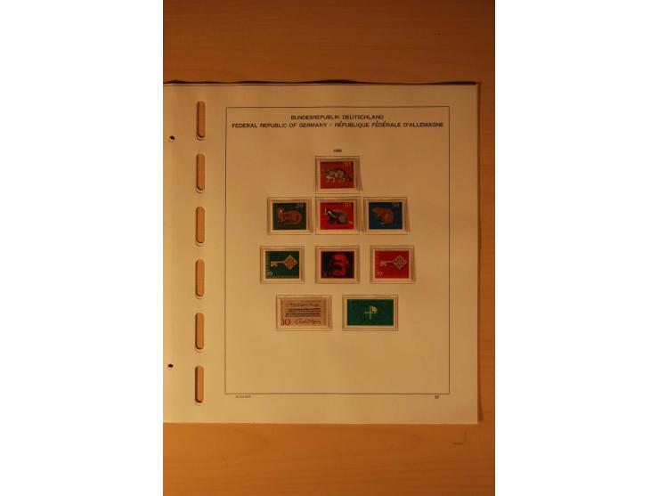 1946/91, ungebrauchte/postfrische und gestempelte Sammlung, dabei Bund und Berlin vielfach mit den frühen Ausgaben, dazu bess