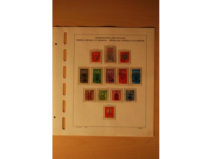 1946/91, ungebrauchte/postfrische und gestempelte Sammlung, dabei Bund und Berlin vielfach mit den frühen Ausgaben, dazu bess