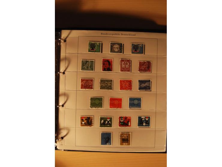 1946/91, ungebrauchte/postfrische und gestempelte Sammlung, dabei Bund und Berlin vielfach mit den frühen Ausgaben, dazu bess