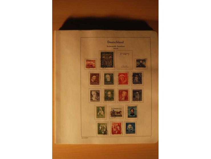 1946/91, ungebrauchte/postfrische und gestempelte Sammlung, dabei Bund und Berlin vielfach mit den frühen Ausgaben, dazu bess