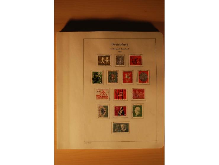 1946/91, ungebrauchte/postfrische und gestempelte Sammlung, dabei Bund und Berlin vielfach mit den frühen Ausgaben, dazu bess