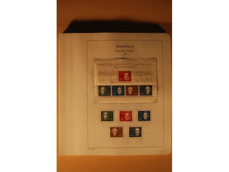 1946/91, ungebrauchte/postfrische und gestempelte Sammlung, dabei Bund und Berlin vielfach mit den frühen Ausgaben, dazu bess