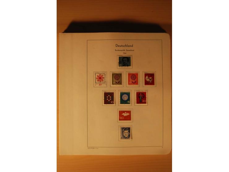 1946/91, ungebrauchte/postfrische und gestempelte Sammlung, dabei Bund und Berlin vielfach mit den frühen Ausgaben, dazu bess