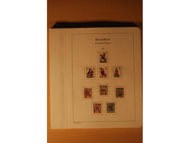 1946/91, ungebrauchte/postfrische und gestempelte Sammlung, dabei Bund und Berlin vielfach mit den frühen Ausgaben, dazu bess