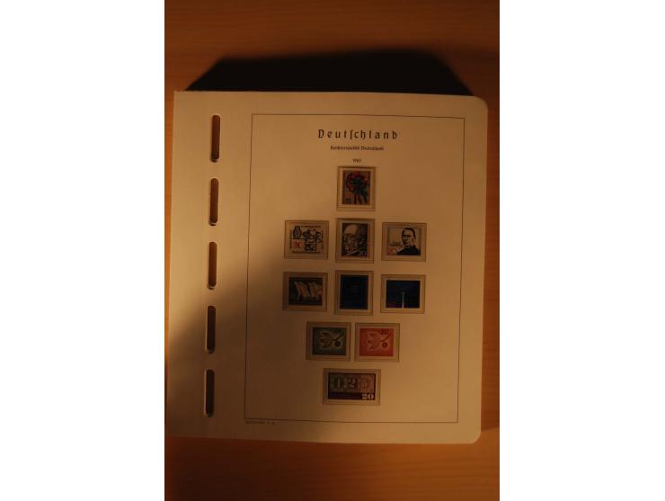 1946/91, ungebrauchte/postfrische und gestempelte Sammlung, dabei Bund und Berlin vielfach mit den frühen Ausgaben, dazu bess