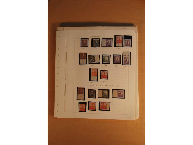 1945/49, sehr umfangreiche, ungebrauchte/postfrische und gestempelte Sammlung inkl. einiger Lokalausgaben mit vielen Farben, 