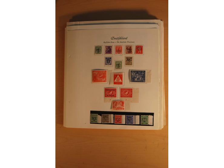 1945/49, sehr umfangreiche, ungebrauchte/postfrische und gestempelte Sammlung inkl. einiger Lokalausgaben mit vielen Farben, 